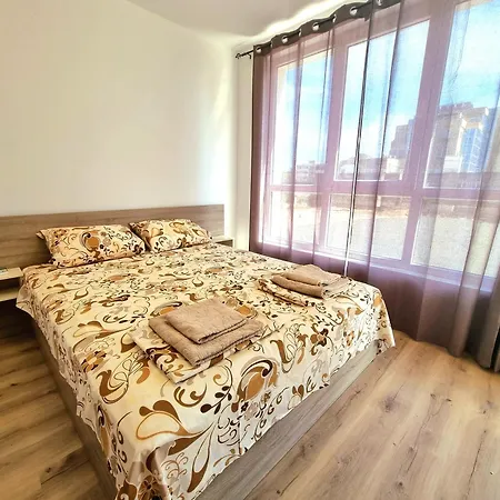 Sunny Breeze Apartment Primorsko