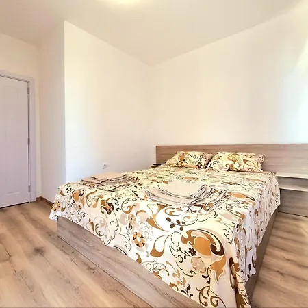 Apartment Sunny Breeze Primorsko